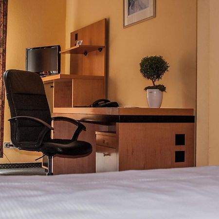 Plaza Suites Rüsselsheim Екстериор снимка