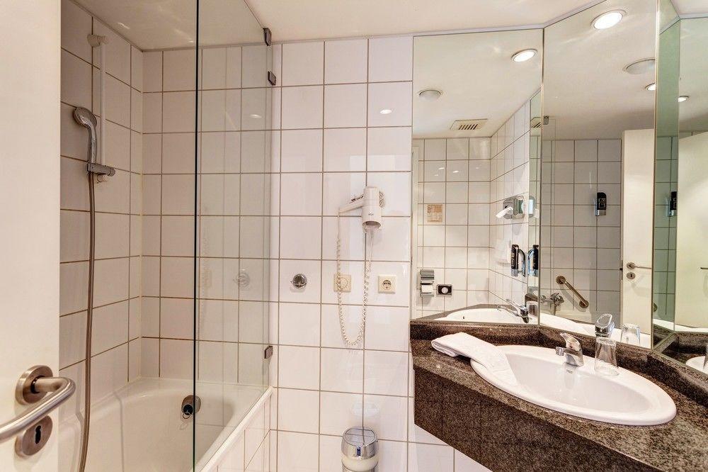 Plaza Suites Rüsselsheim Екстериор снимка